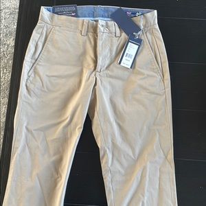 NWT Vineyard Vines Breaker pants